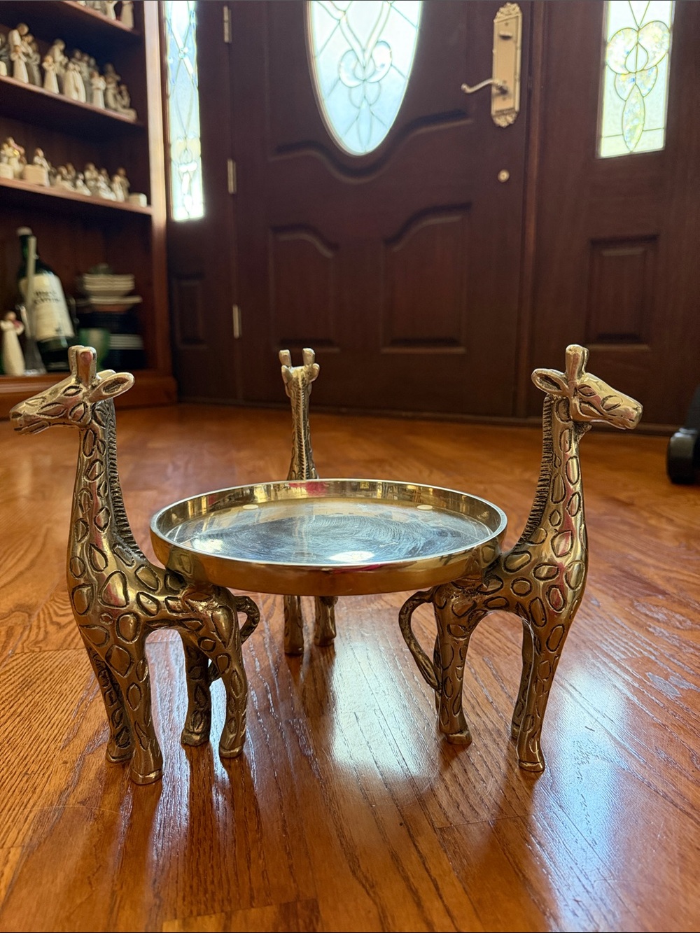 Pier 1 Metal  Giraffe Trio Decorative support base
